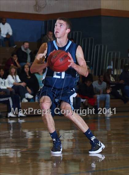 Thumbnail 3 in Oakmont @ Center (Foundation Game) photogallery.
