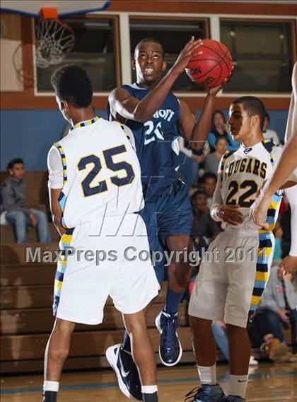 Thumbnail 2 in Oakmont @ Center (Foundation Game) photogallery.
