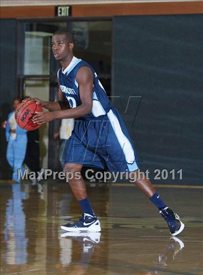 Thumbnail 1 in Oakmont @ Center (Foundation Game) photogallery.