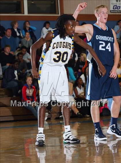 Thumbnail 2 in Oakmont @ Center (Foundation Game) photogallery.