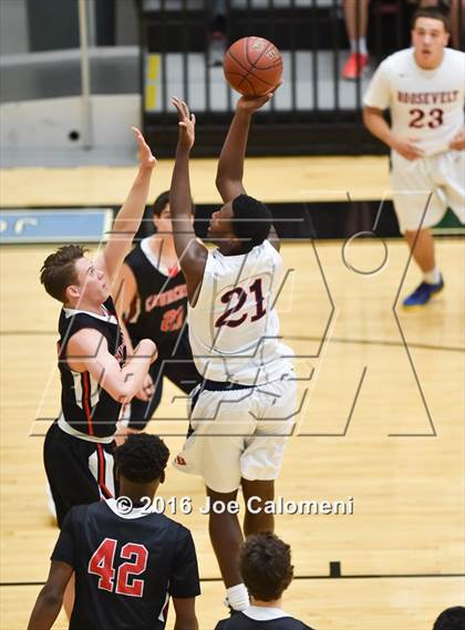 Thumbnail 1 in Churchill vs Roosevelt [Theodore] (Littleton Gym) photogallery.
