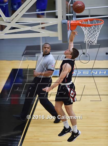 Thumbnail 1 in Churchill vs Roosevelt [Theodore] (Littleton Gym) photogallery.