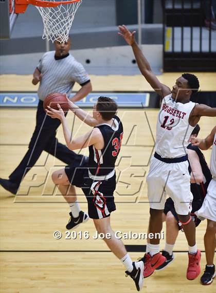 Thumbnail 2 in Churchill vs Roosevelt [Theodore] (Littleton Gym) photogallery.