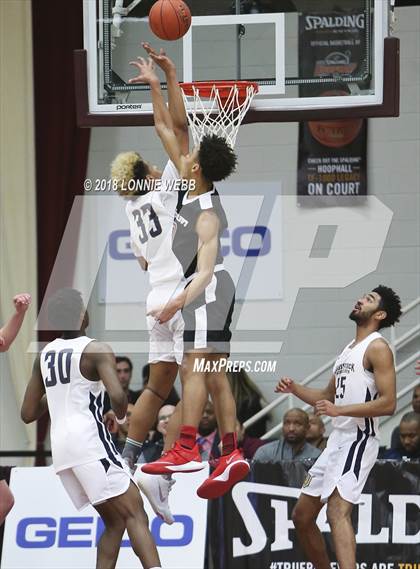Thumbnail 3 in Woodstock Academy vs. St. Andrew's (Spalding Hoophall Classic) photogallery.