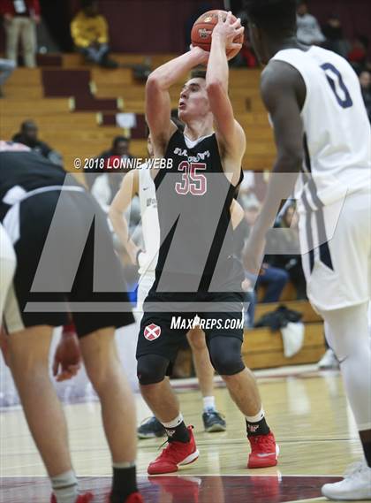 Thumbnail 2 in Woodstock Academy vs. St. Andrew's (Spalding Hoophall Classic) photogallery.