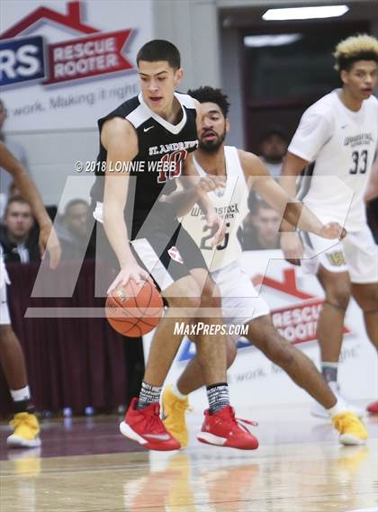 Thumbnail 1 in Woodstock Academy vs. St. Andrew's (Spalding Hoophall Classic) photogallery.