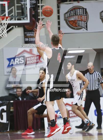 Thumbnail 2 in Woodstock Academy vs. St. Andrew's (Spalding Hoophall Classic) photogallery.