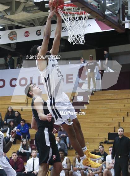 Thumbnail 3 in Woodstock Academy vs. St. Andrew's (Spalding Hoophall Classic) photogallery.