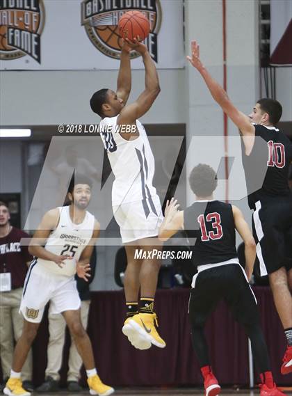 Thumbnail 1 in Woodstock Academy vs. St. Andrew's (Spalding Hoophall Classic) photogallery.