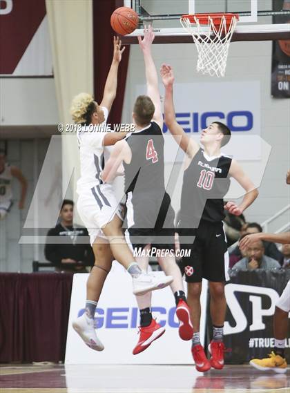 Thumbnail 2 in Woodstock Academy vs. St. Andrew's (Spalding Hoophall Classic) photogallery.