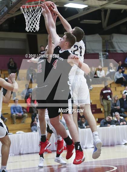 Thumbnail 1 in Woodstock Academy vs. St. Andrew's (Spalding Hoophall Classic) photogallery.