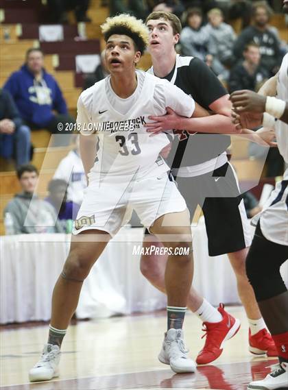 Thumbnail 3 in Woodstock Academy vs. St. Andrew's (Spalding Hoophall Classic) photogallery.