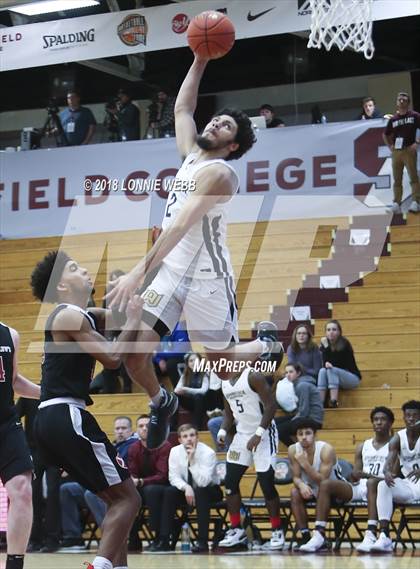 Thumbnail 2 in Woodstock Academy vs. St. Andrew's (Spalding Hoophall Classic) photogallery.