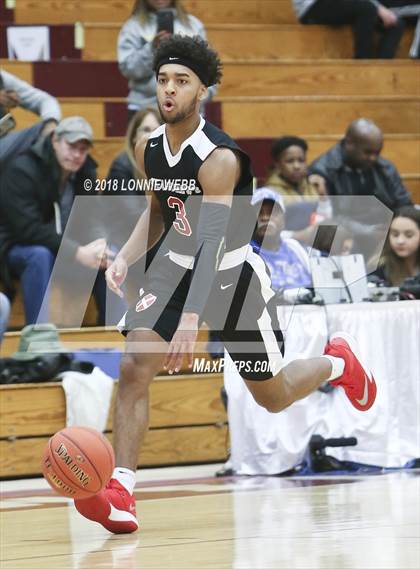 Thumbnail 3 in Woodstock Academy vs. St. Andrew's (Spalding Hoophall Classic) photogallery.