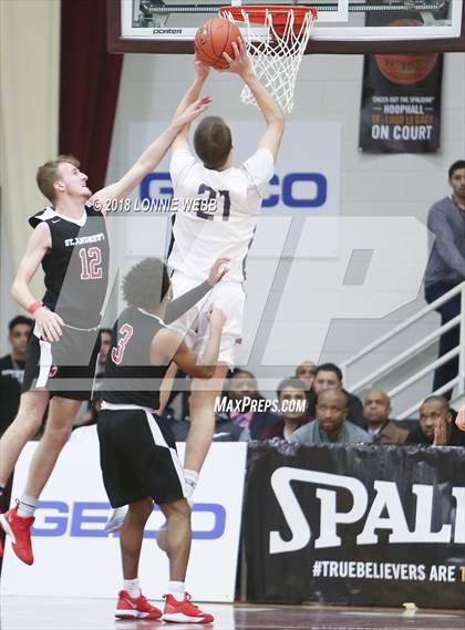 Thumbnail 3 in Woodstock Academy vs. St. Andrew's (Spalding Hoophall Classic) photogallery.