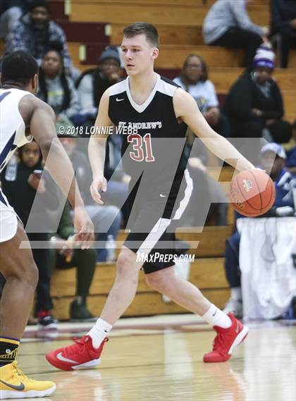 Thumbnail 1 in Woodstock Academy vs. St. Andrew's (Spalding Hoophall Classic) photogallery.