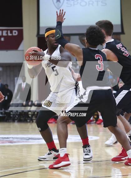 Thumbnail 2 in Woodstock Academy vs. St. Andrew's (Spalding Hoophall Classic) photogallery.