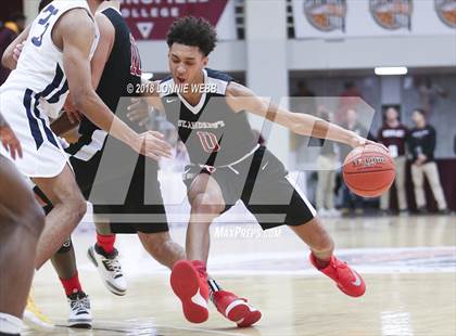 Thumbnail 1 in Woodstock Academy vs. St. Andrew's (Spalding Hoophall Classic) photogallery.