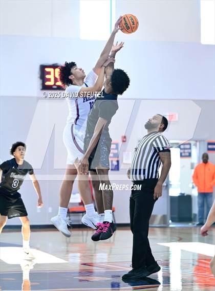 Thumbnail 1 in Venture Academy vs. Christian Brothers (Fortune Showcase) photogallery.