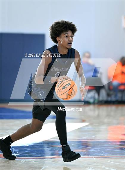 Thumbnail 1 in Venture Academy vs. Christian Brothers (Fortune Showcase) photogallery.