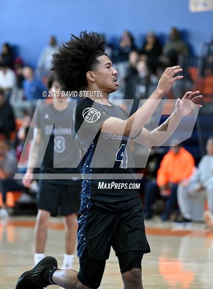 Thumbnail 3 in Venture Academy vs. Christian Brothers (Fortune Showcase) photogallery.