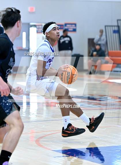 Thumbnail 2 in Venture Academy vs. Christian Brothers (Fortune Showcase) photogallery.