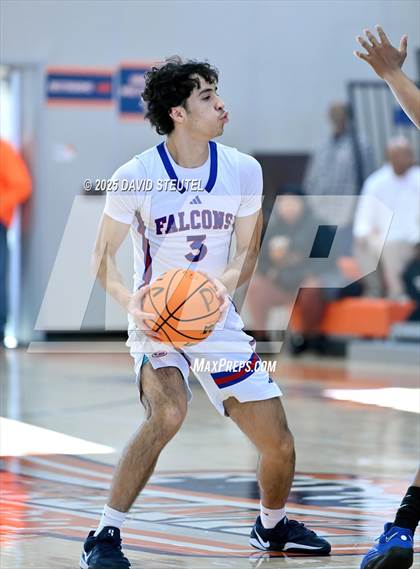 Thumbnail 2 in Venture Academy vs. Christian Brothers (Fortune Showcase) photogallery.