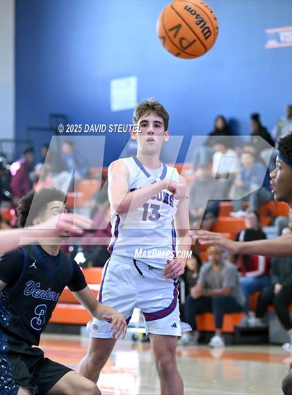 Thumbnail 3 in Venture Academy vs. Christian Brothers (Fortune Showcase) photogallery.