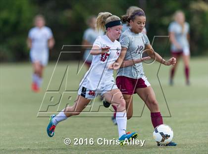 Thumbnail 2 in Maryville vs. Dobyns-Bennett photogallery.
