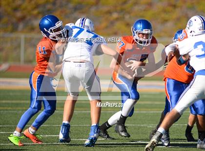 Thumbnail 3 in JV:  Clairemont vs La Jolla Country Day  photogallery.