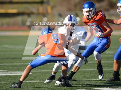 Thumbnail 2 in JV:  Clairemont vs La Jolla Country Day  photogallery.