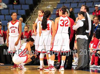 Thumbnail 2 in Mater Dei vs. Long Beach Poly (CIF D1 SoCal Regional Final) photogallery.