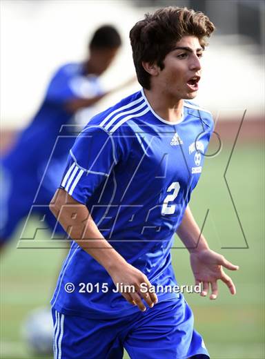 null - Photo 01