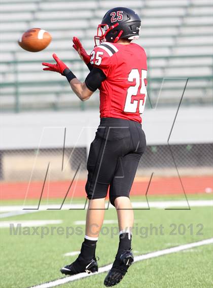 Thumbnail 1 in Richland vs. Hickory (PIAA 2A Quarterfinal) photogallery.
