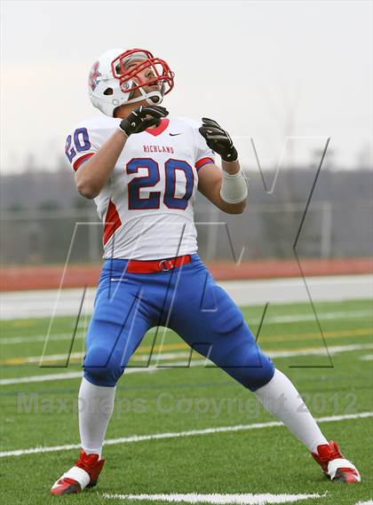 Thumbnail 3 in Richland vs. Hickory (PIAA 2A Quarterfinal) photogallery.