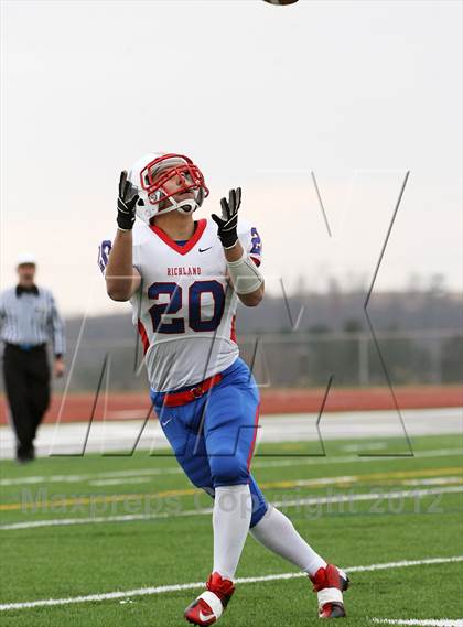 Thumbnail 1 in Richland vs. Hickory (PIAA 2A Quarterfinal) photogallery.