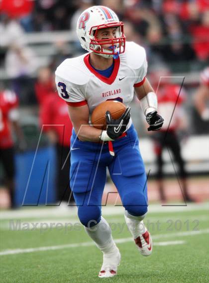 Thumbnail 2 in Richland vs. Hickory (PIAA 2A Quarterfinal) photogallery.
