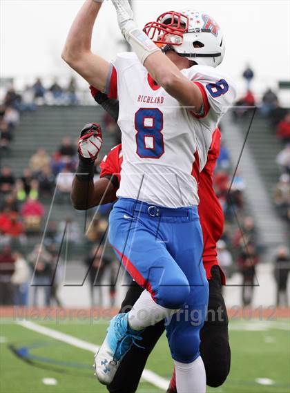 Thumbnail 3 in Richland vs. Hickory (PIAA 2A Quarterfinal) photogallery.