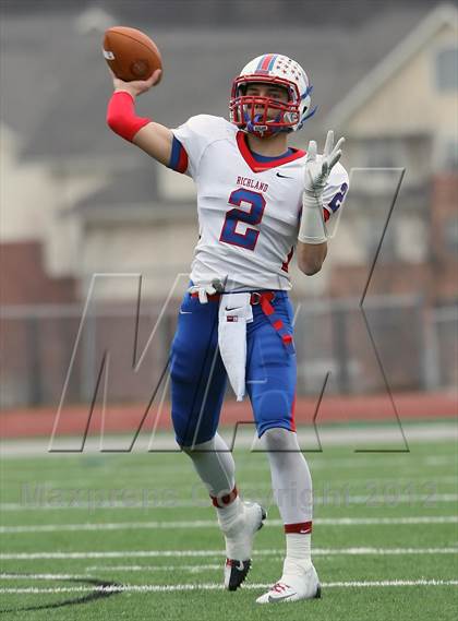 Thumbnail 1 in Richland vs. Hickory (PIAA 2A Quarterfinal) photogallery.