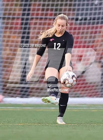 Thumbnail 3 in Whitney vs. Monte Vista photogallery.