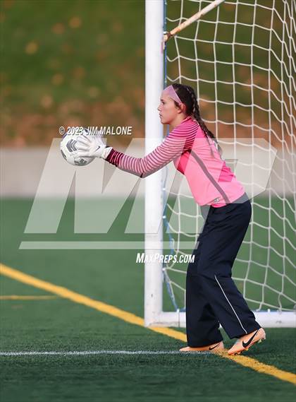 Thumbnail 3 in Whitney vs. Monte Vista photogallery.