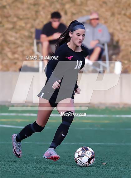 Thumbnail 2 in Whitney vs. Monte Vista photogallery.