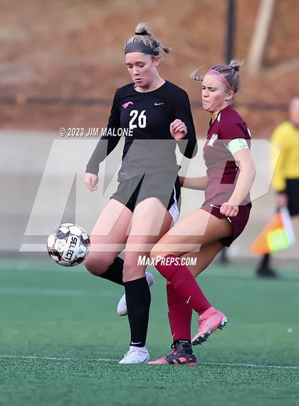 Thumbnail 3 in Whitney vs. Monte Vista photogallery.