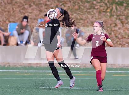 Thumbnail 2 in Whitney vs. Monte Vista photogallery.