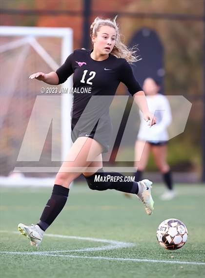 Thumbnail 3 in Whitney vs. Monte Vista photogallery.
