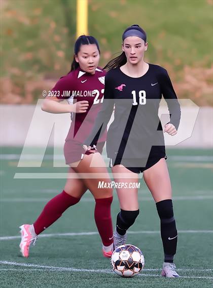 Thumbnail 3 in Whitney vs. Monte Vista photogallery.