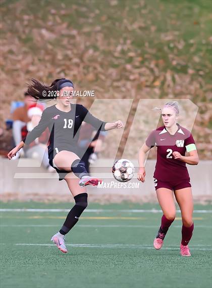 Thumbnail 2 in Whitney vs. Monte Vista photogallery.