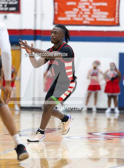 Thumbnail 1 in Pearl-Cohn vs. East Nashville Magnet (TSSAA Region 2A East Semifinal) photogallery.