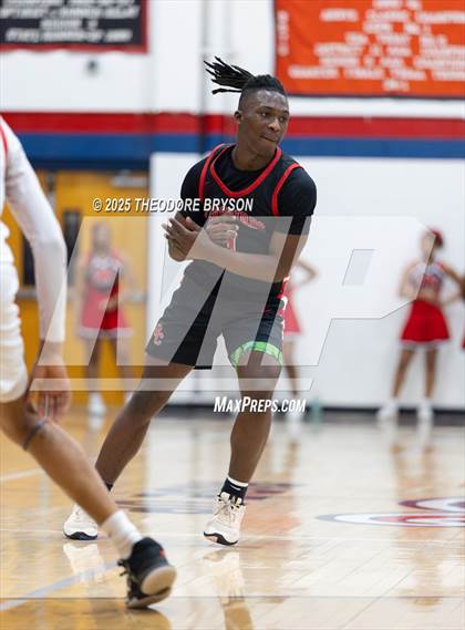 Thumbnail 3 in Pearl-Cohn vs. East Nashville Magnet (TSSAA Region 2A East Semifinal) photogallery.