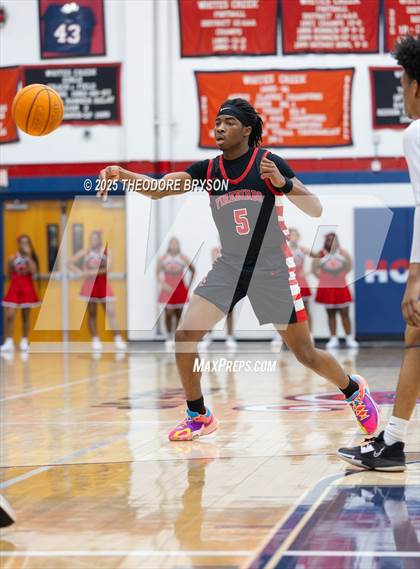 Thumbnail 2 in Pearl-Cohn vs. East Nashville Magnet (TSSAA Region 2A East Semifinal) photogallery.